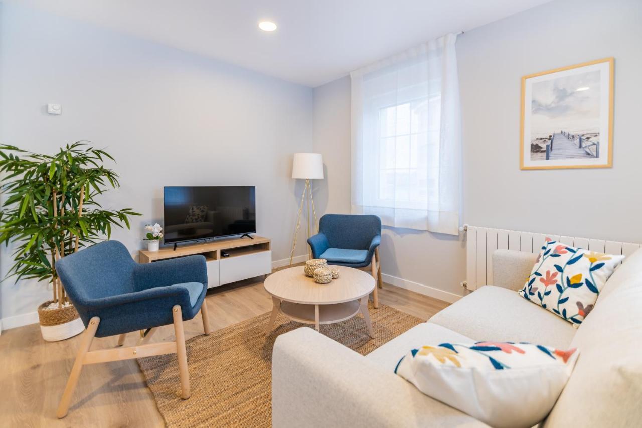 Villa Marta - Apartamentos Centricos Junto Al Mar Castro Urdiales Exteriör bild