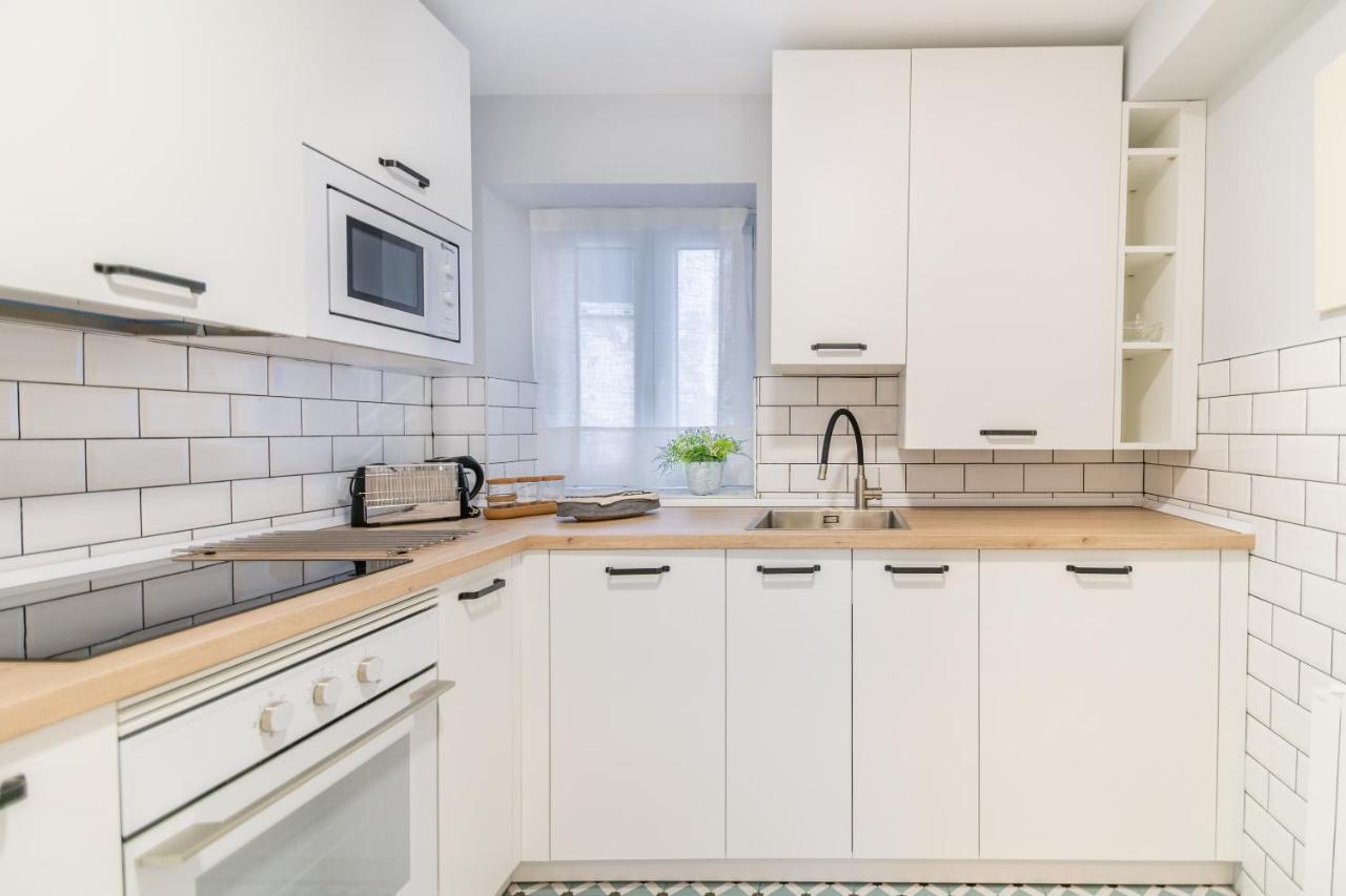 Villa Marta - Apartamentos Centricos Junto Al Mar Castro Urdiales Exteriör bild