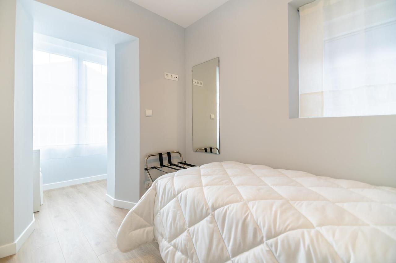 Villa Marta - Apartamentos Centricos Junto Al Mar Castro Urdiales Exteriör bild