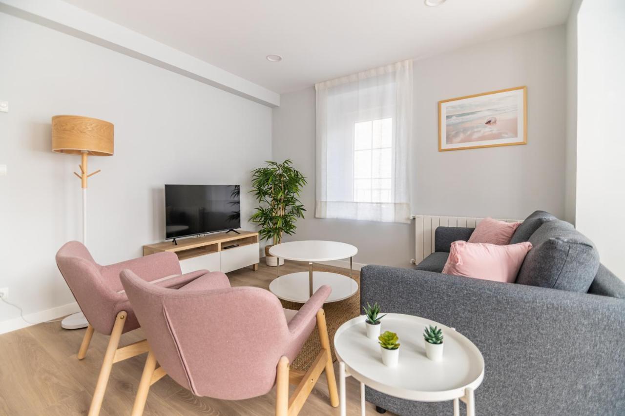 Villa Marta - Apartamentos Centricos Junto Al Mar Castro Urdiales Exteriör bild